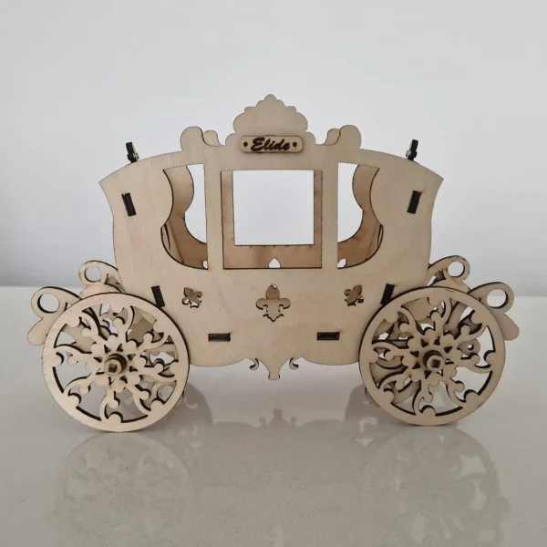 Carrozza in legno taglio laser